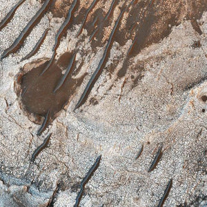 The Red Planet's Layered History Diamond Painting